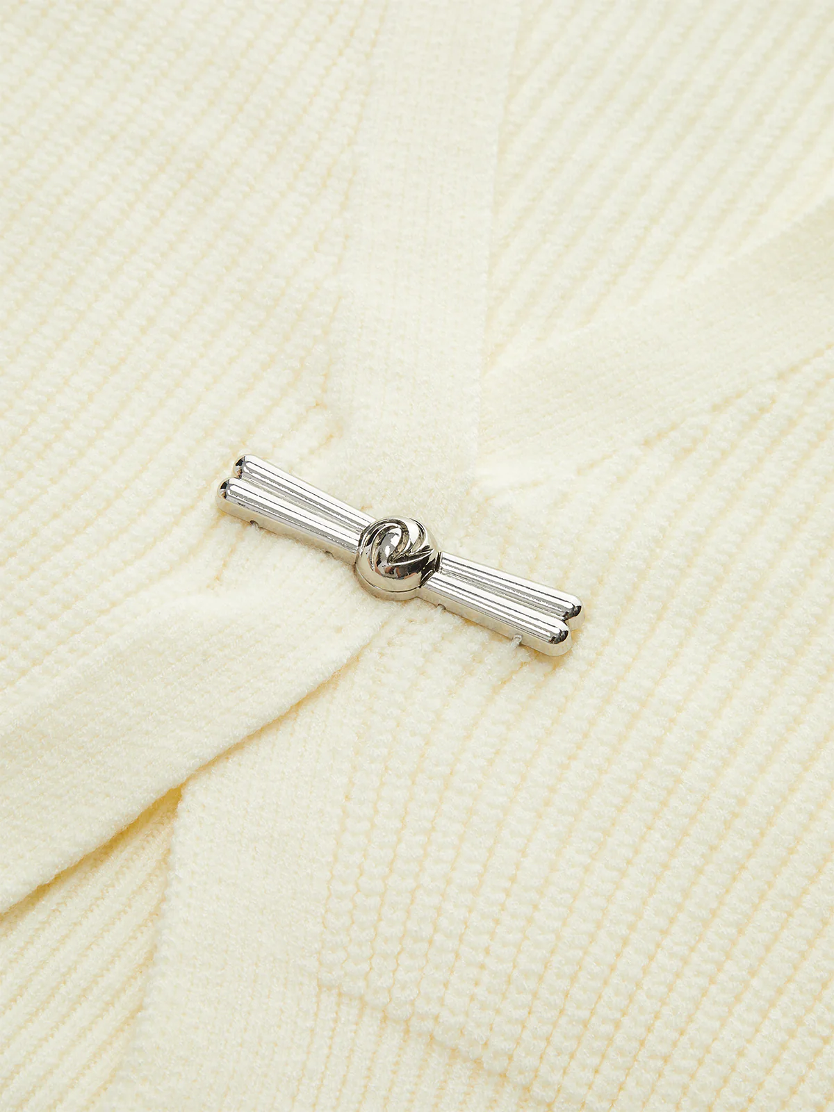 Metal Buckle Waisted Sweater Vest